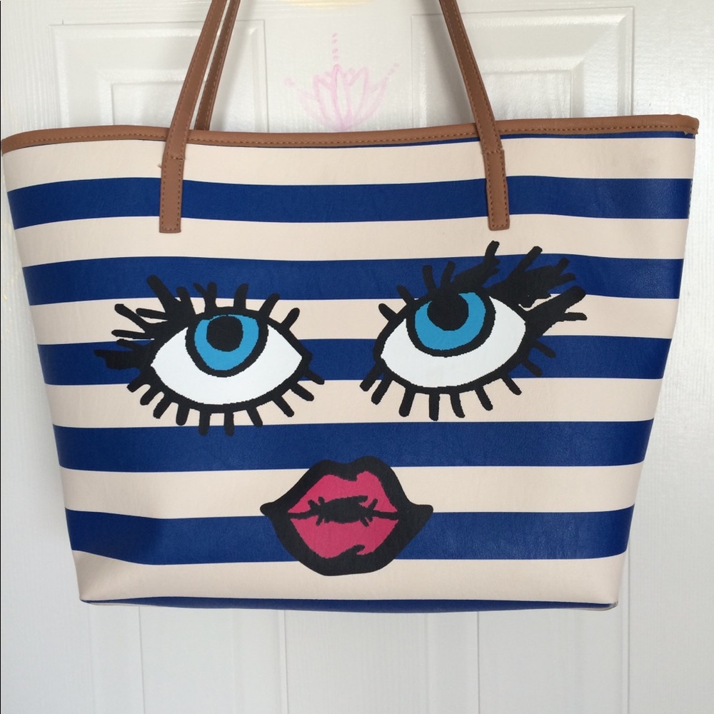 🎉SALE🎉Betsey Johnson Handbag
