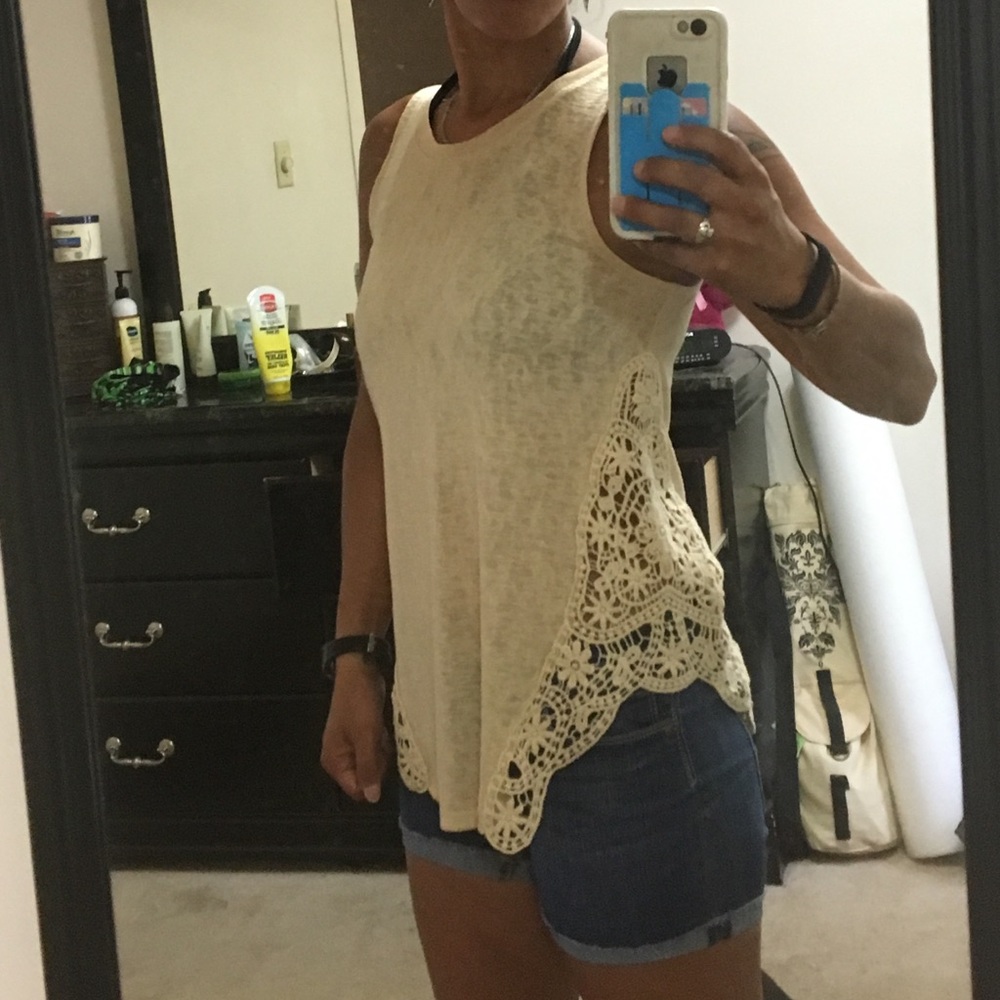 Light sleeveless shirt