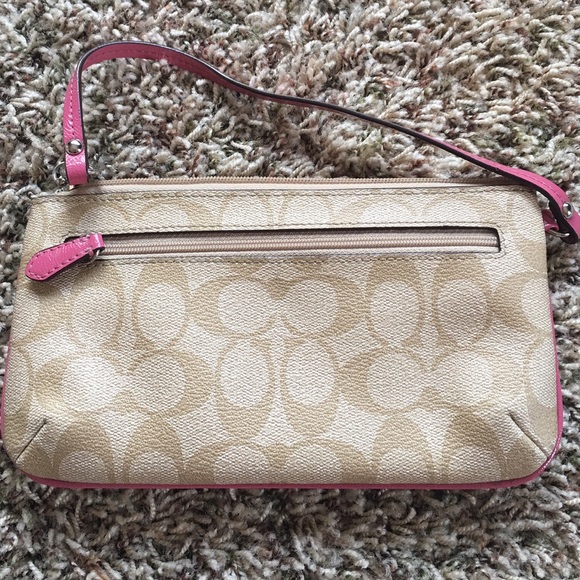 Coach wristlet - Picture 2 of 3