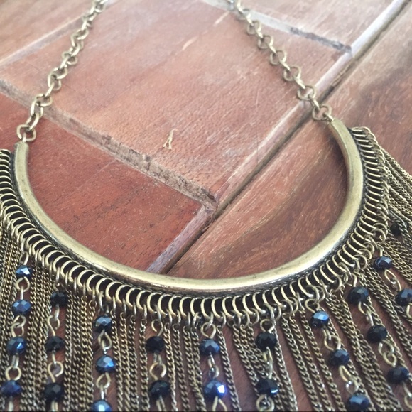 Gold plated Necklace with fringe bead detail - Picture 3 of 4