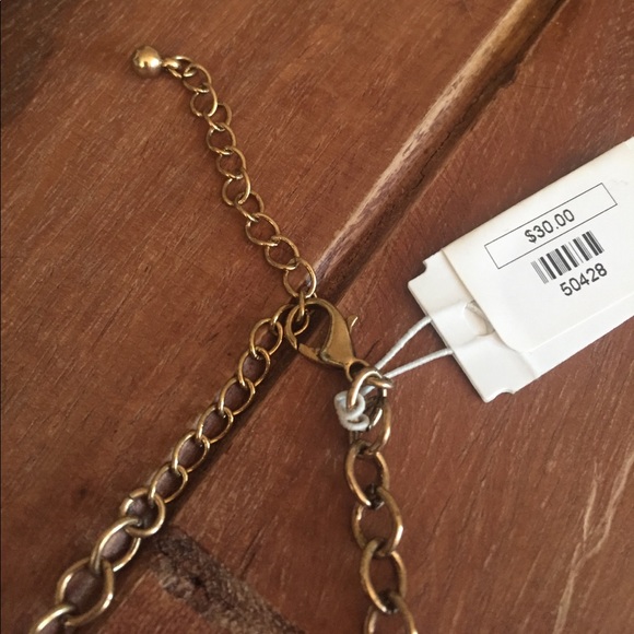 Gold plated Necklace with fringe bead detail - Picture 4 of 4