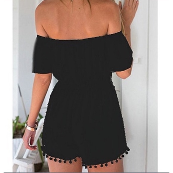 ‼️L LEFT‼️ Black Off Shoulder Romper - Picture 2 of 3