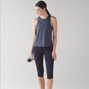 🍋 Lululemon Squad Goals Crop 🍋