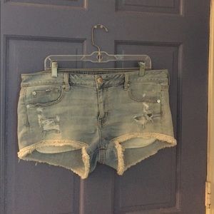 Jean shorts!