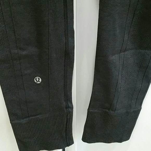 Lululemon - Picture 4 of 4