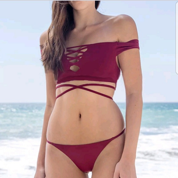 New Off Shouldee Bikini Set - Picture 2 of 3