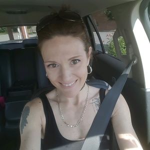 Meet your Posher, Regina