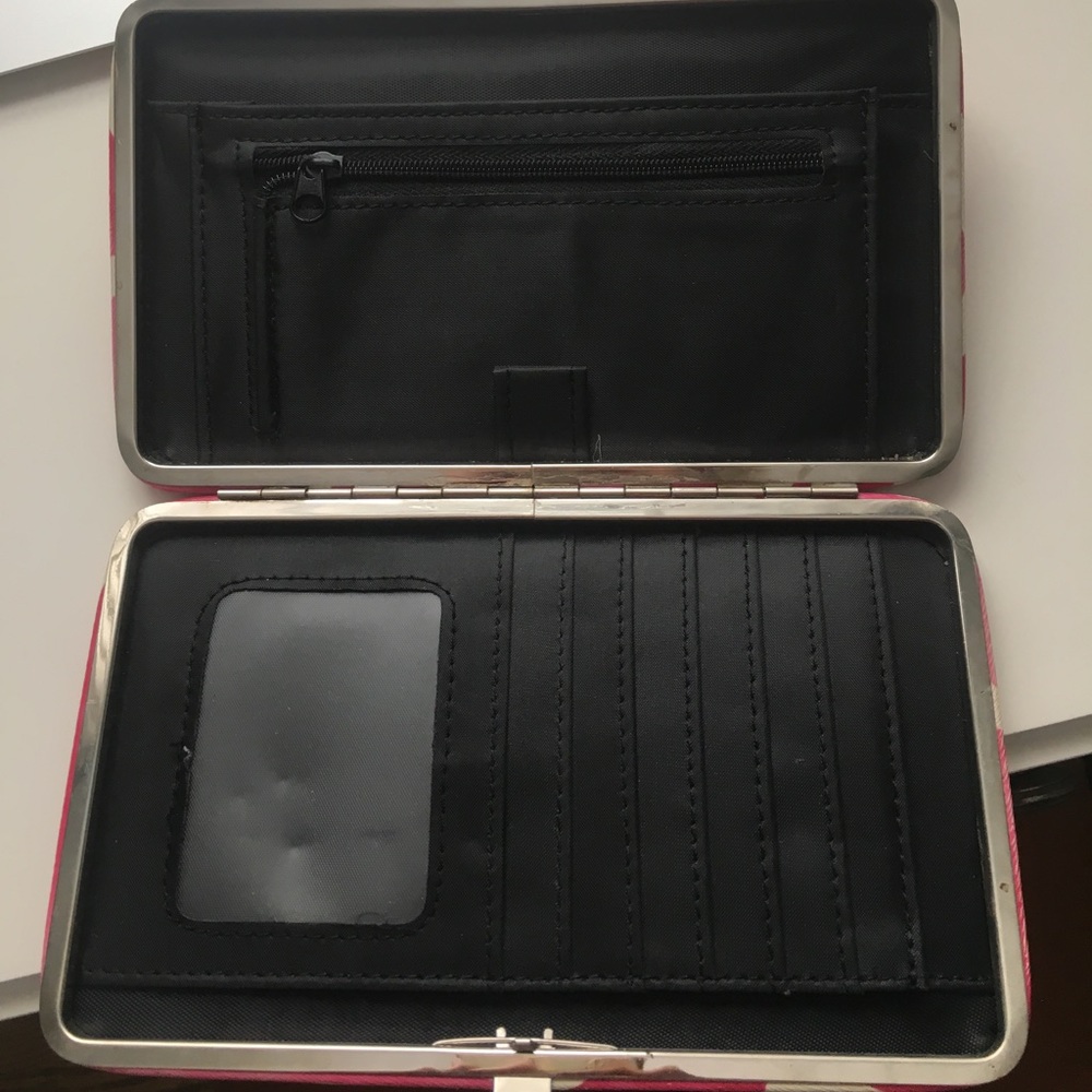 Leopard Print Wallet - Picture 2 of 2