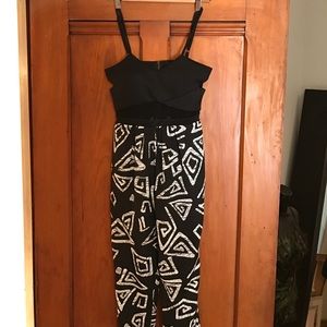 🎉Fun pattern jumpsuit!!