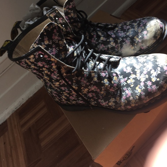 Dr.matens - Picture 2 of 2