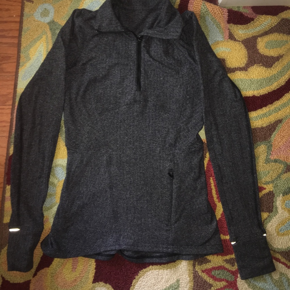 Lulu quarter zip