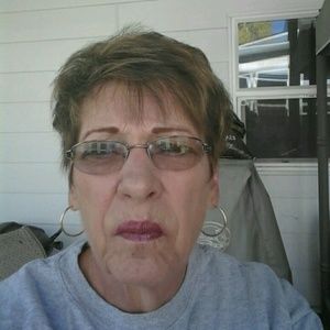 Meet your Posher, Valerie