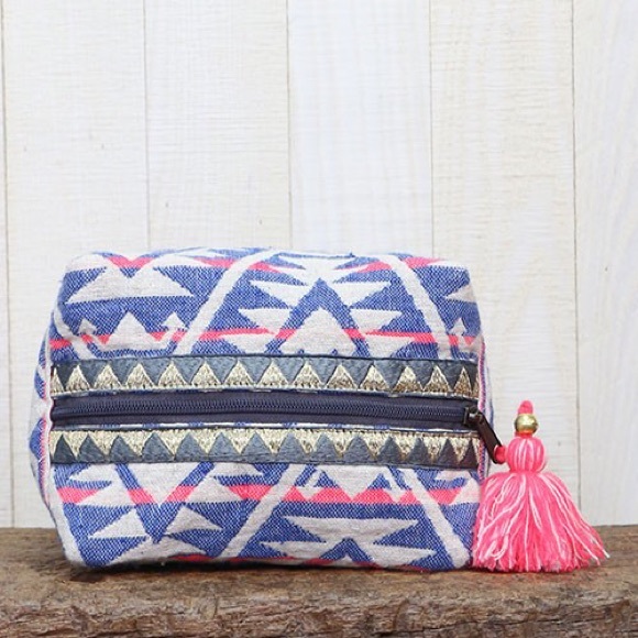 Bag - Picture 2 of 5