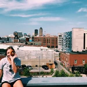 Meet your Posher, Brittney