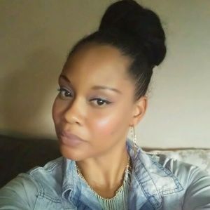 Meet your Posher, Maritza