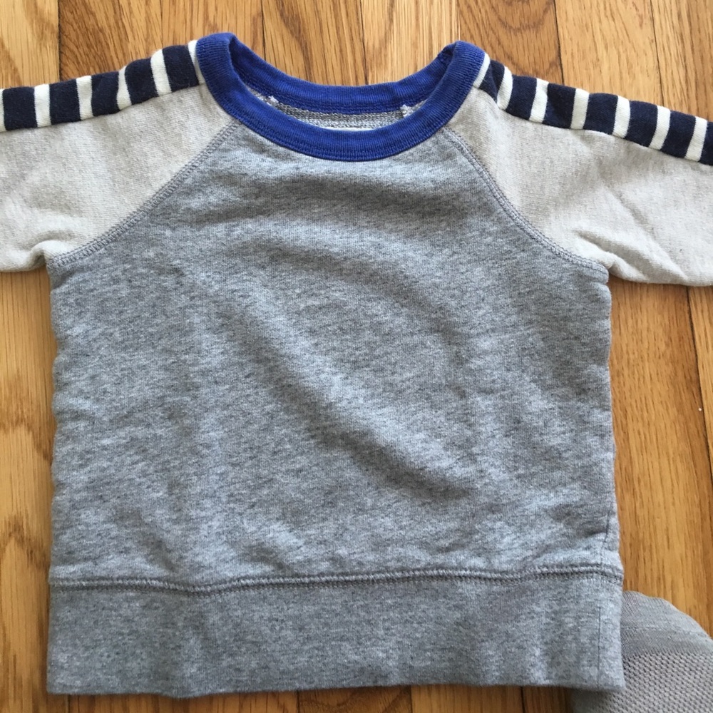 Crewcuts boys sweatshirt size 2