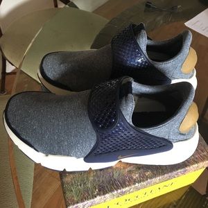Nike Sock Dart Sneakers