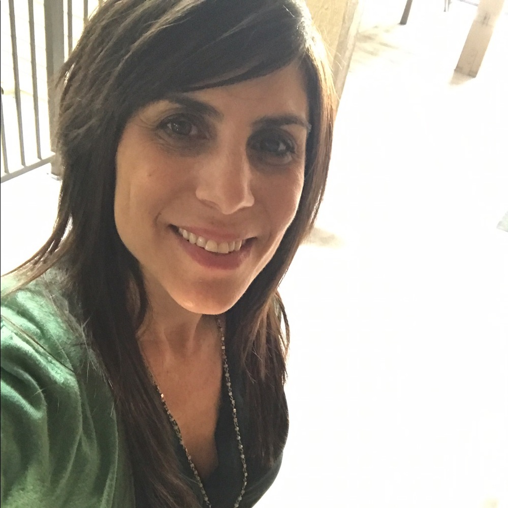 Meet your Posher, Aliki