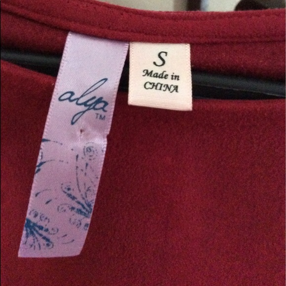 Top - Picture 3 of 3