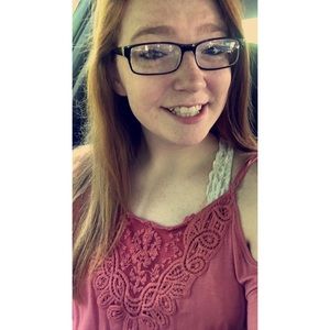 Meet your Posher, Kaitlin