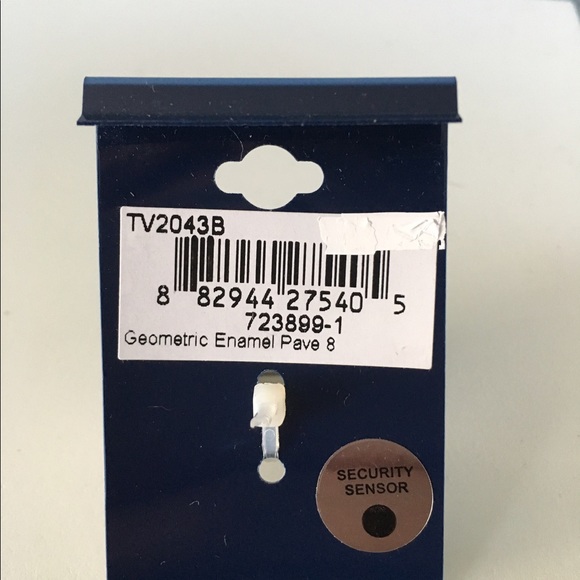 Tara Vanessa Collection Enamel Pave Ring in Black - Picture 3 of 3