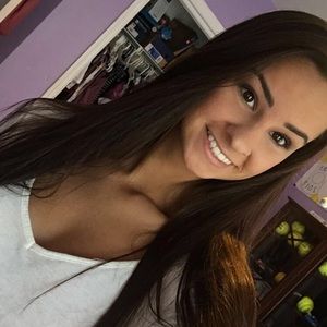 Meet your Posher, Breanna