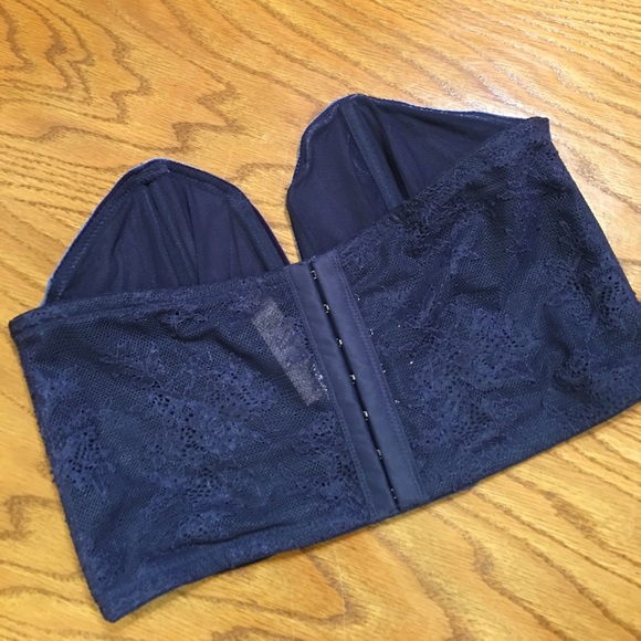 Victoria's Secret Velvet Bustier - Picture 3 of 3