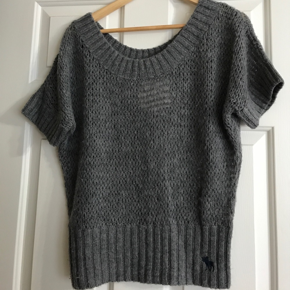 Abercrombie & Fitch sweater