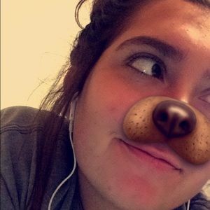 Meet your Posher, Brytni