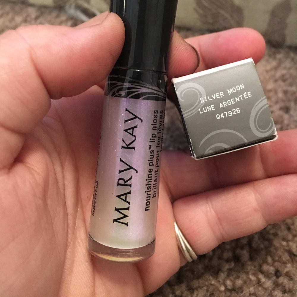 Lip gloss - Picture 7 of 8