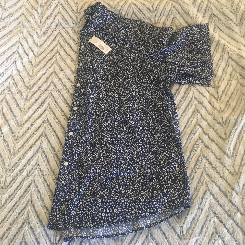 Bright navy short sleeve floral button up