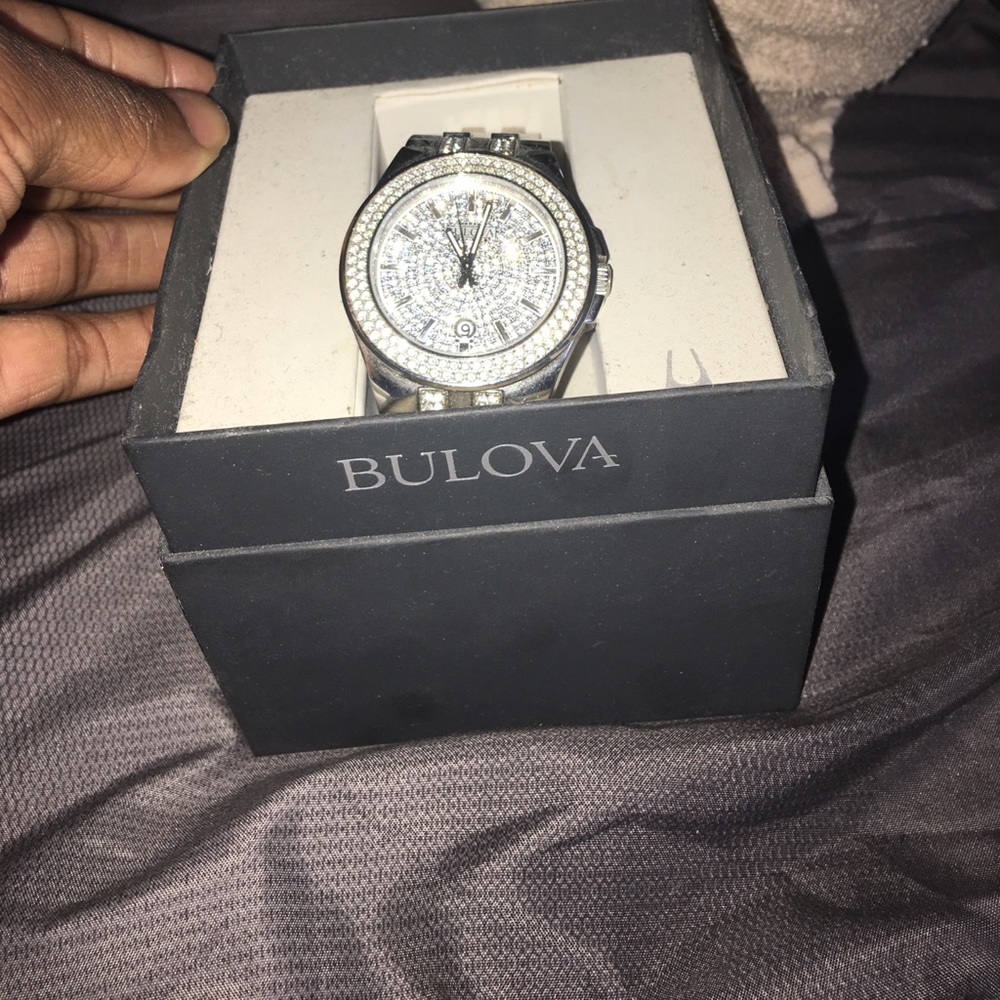 Watch - Picture 3 of 3