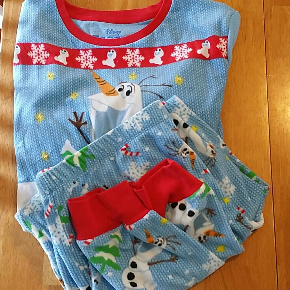 Frozen pajama set