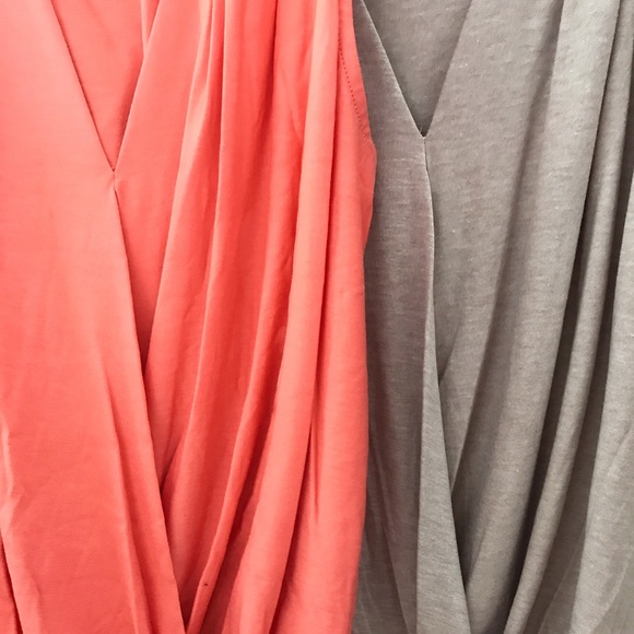 LAST CHANCE 🎆 Coral Sleeveless Wrap Top - Picture 3 of 3