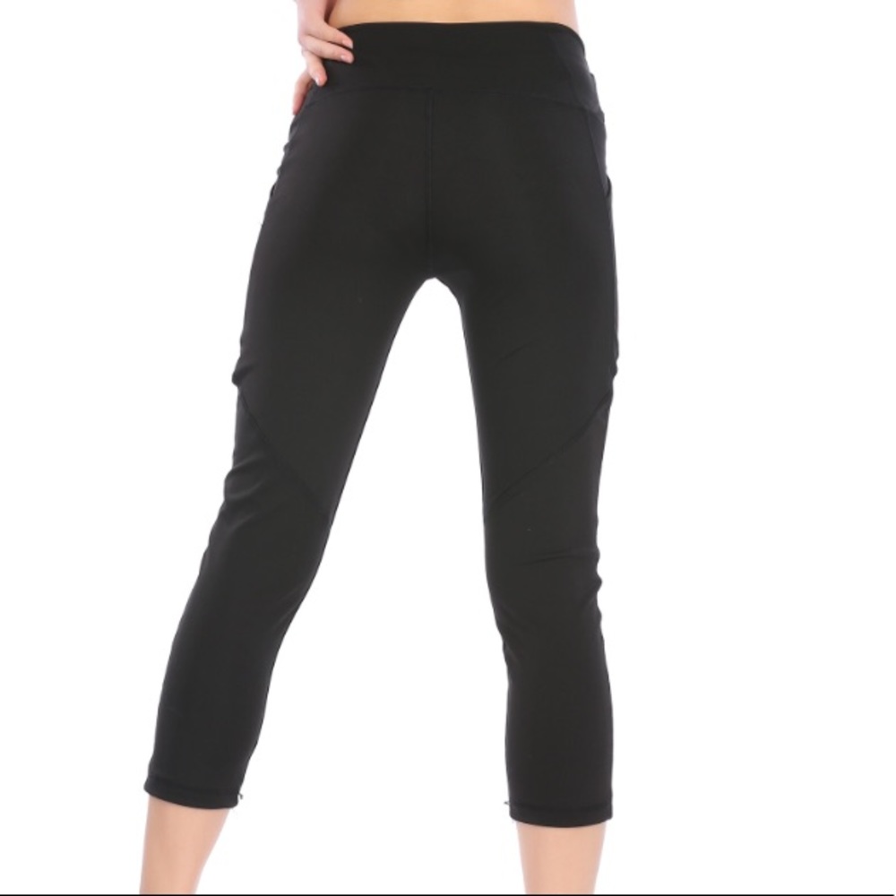 🌟Last 🆕Ruby Black Mesh Capri Leggings Yoga Pants - Picture 3 of 6
