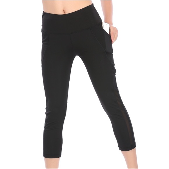 🌟Last 🆕Ruby Black Mesh Capri Leggings Yoga Pants - Picture 2 of 6