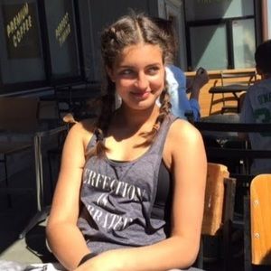 Meet your Posher, Isabela