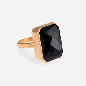 Ringly notification ring with activity tracker