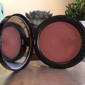 Bobbi Brown Antigua illuminating bronzer