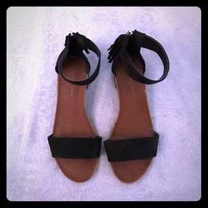 BRAND NEW Rock & Candy Black Suede Sandals