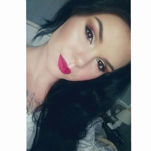 Meet your Posher, Marisa