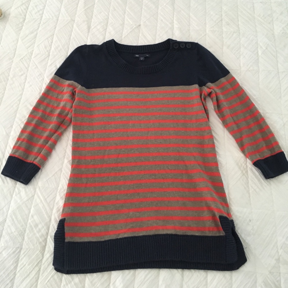 3/4 sleeve Gap striped sweater