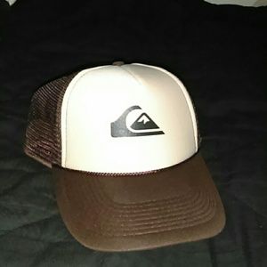 Quiksilver hat
