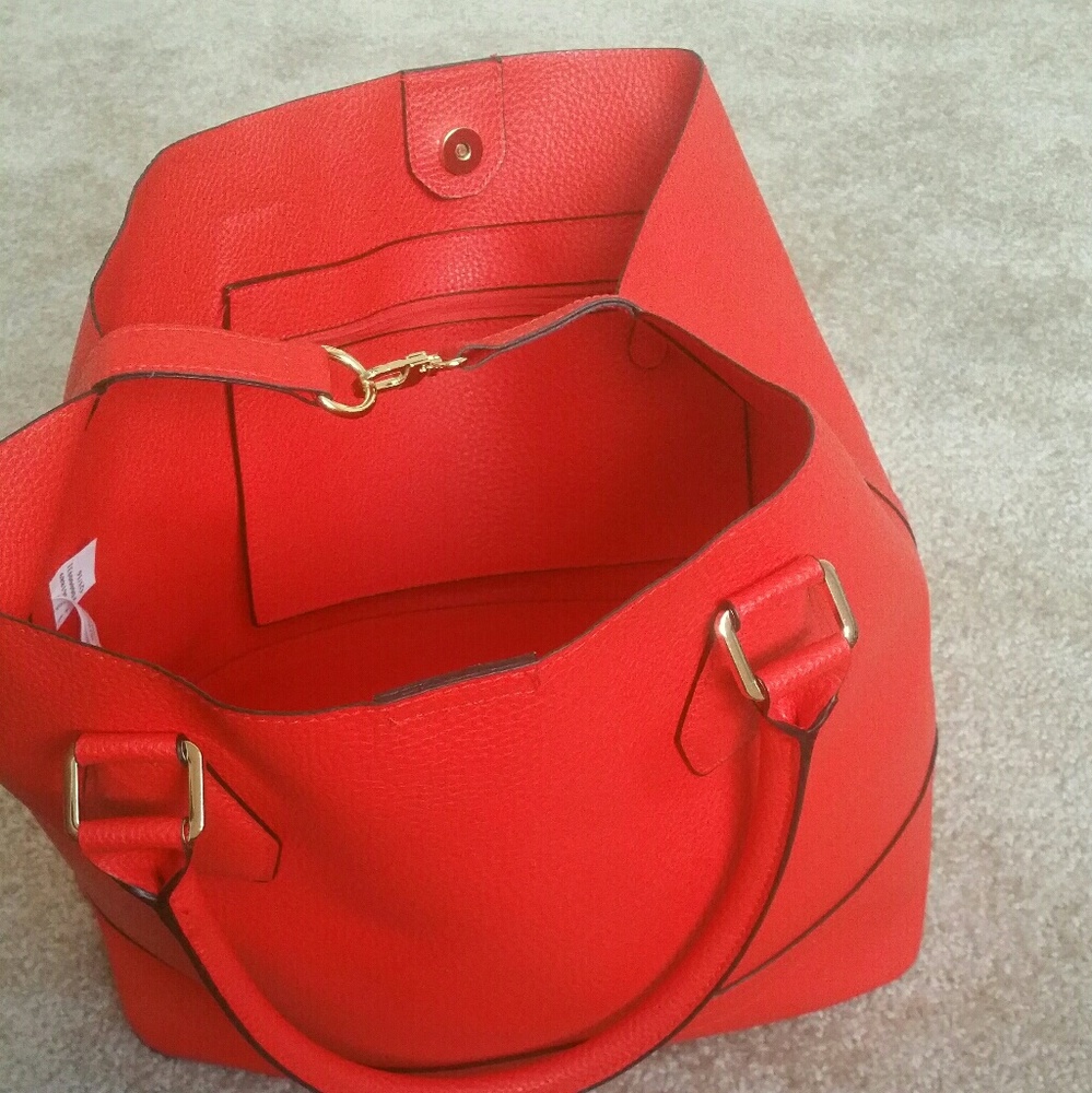 Purse - Picture 3 of 3