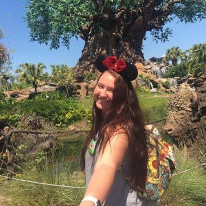 Meet your Posher, Kelly