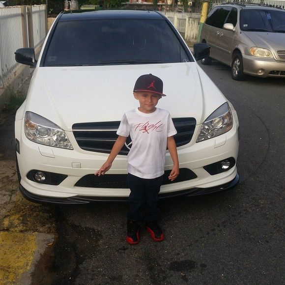 Meet your Posher, Jenier - Picture 1 of 1