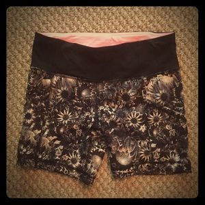 Lululemon floral bike/yoga shorts