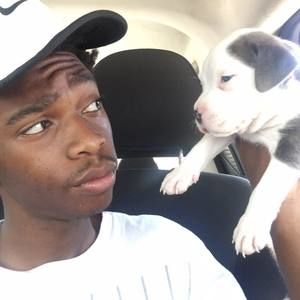 Meet your Posher, Devaughn