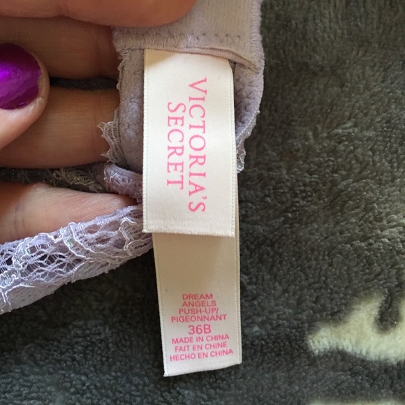 Adorable VS push-up bra - Picture 4 of 5