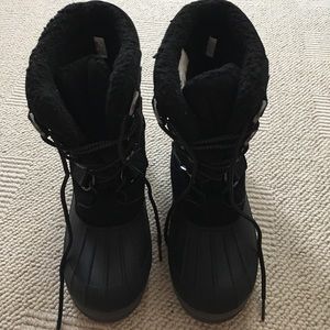 NEW Lands End snow boots size youth 6 NEVER WORN